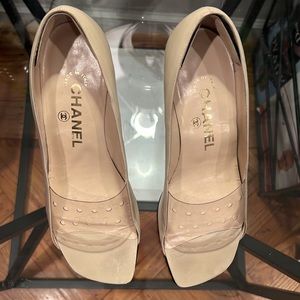 CHANEL Beige Peep-Toe Leather Pumps